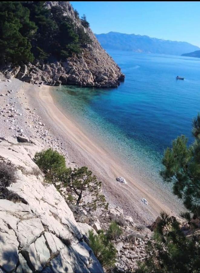 Apartments Kraljic Baska  Bagian luar foto