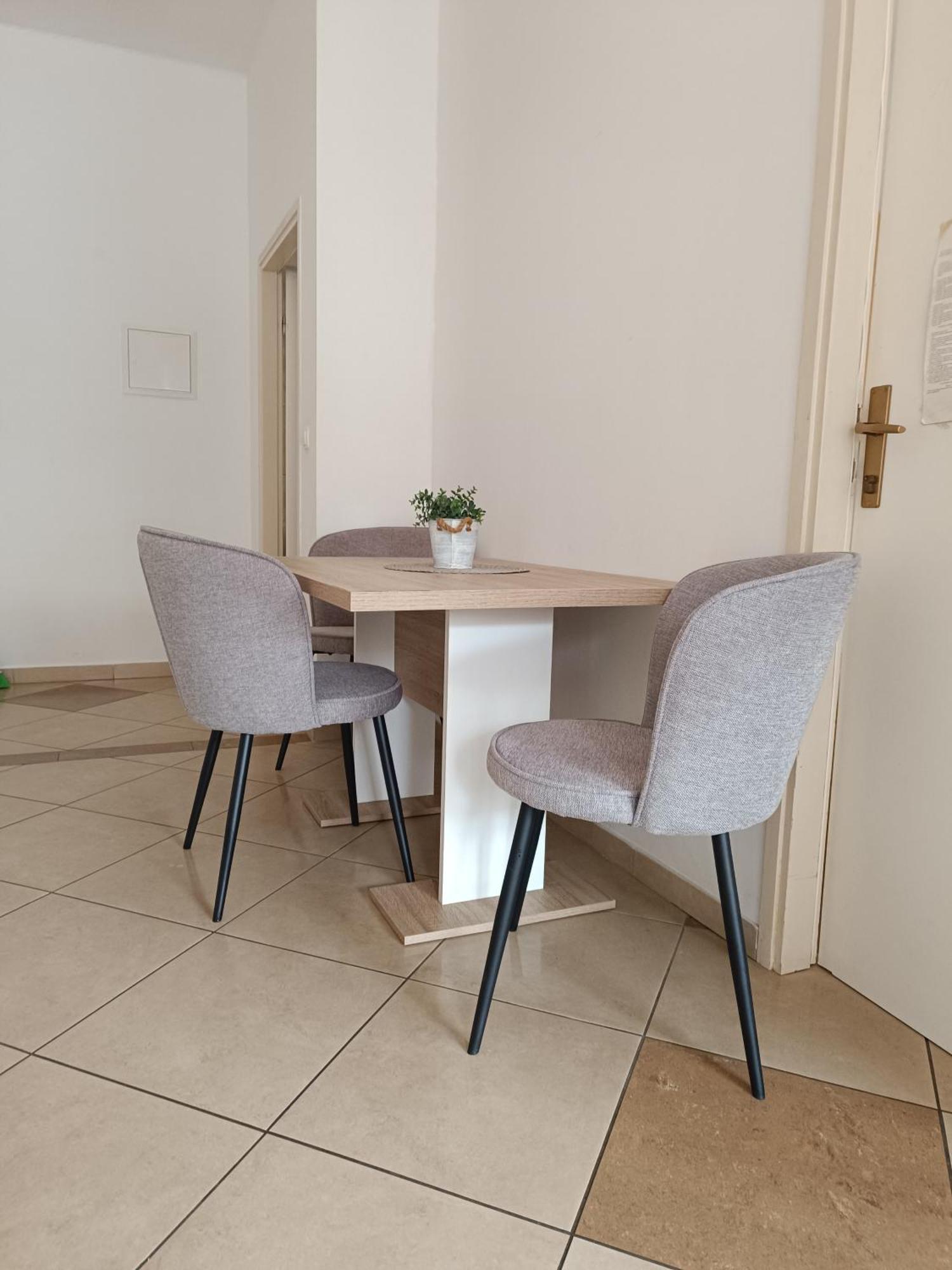 Apartments Kraljic Baska  Ruang foto