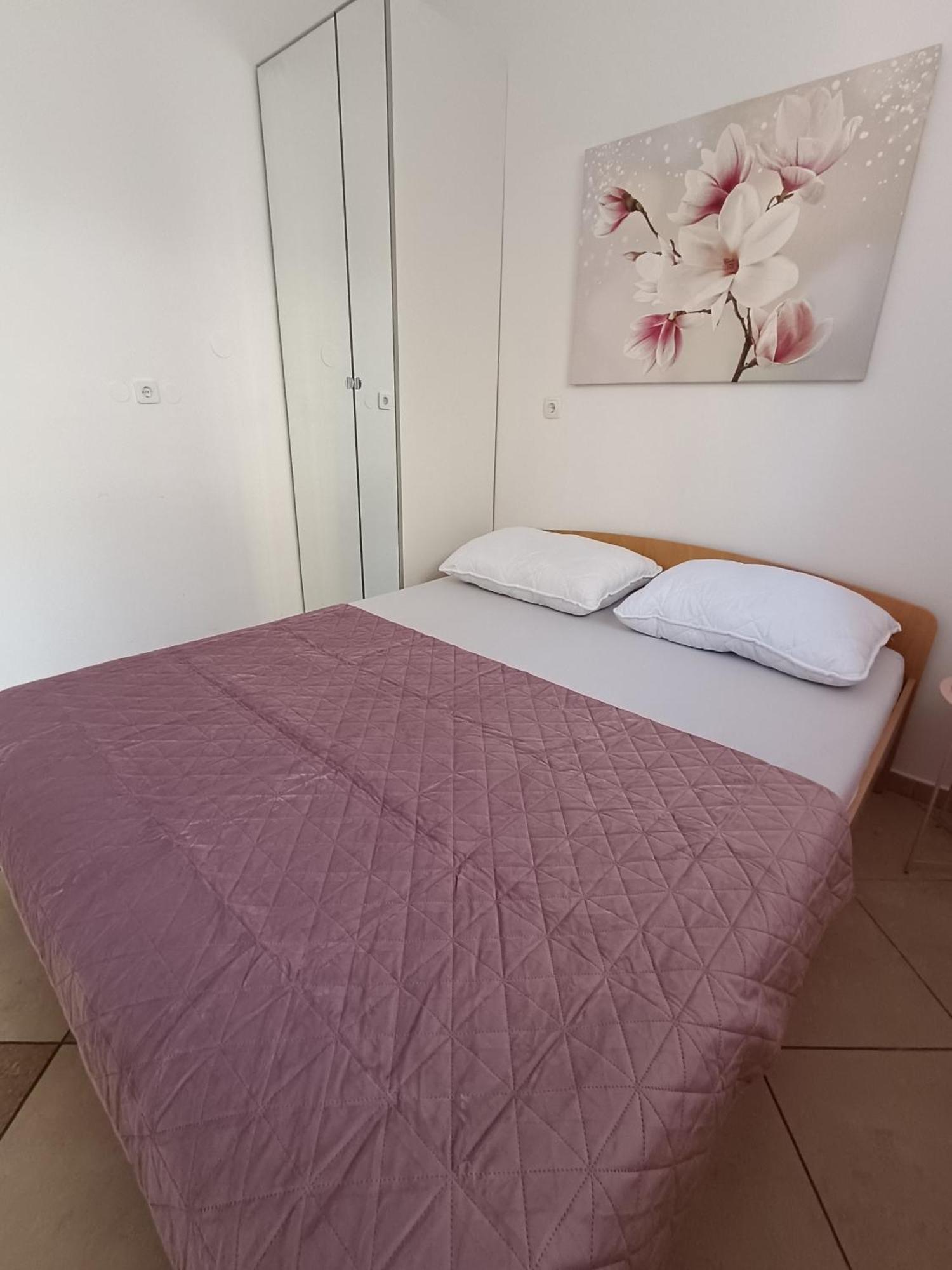 Apartments Kraljic Baska  Bagian luar foto