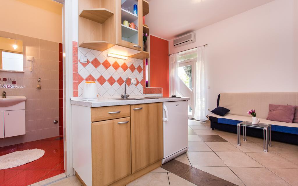Apartments Kraljic Baska  Bagian luar foto